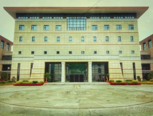 Écoles privées de commerce en France : comment choisir la bonne école depuis le Maroc